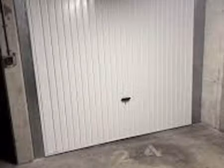 garage à louer