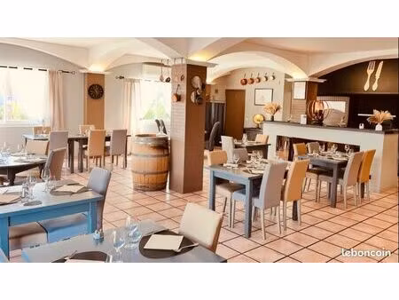 restaurant excellent emplacement