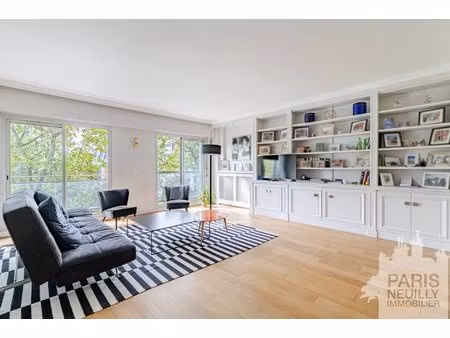 paris 17 eme - pereire - 3 pieces + balcons - vue degagee et ensoleille