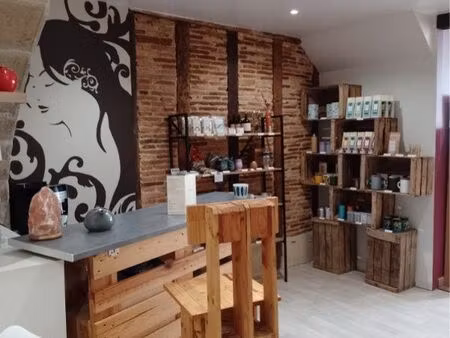 local commercial et ensemble immobilier