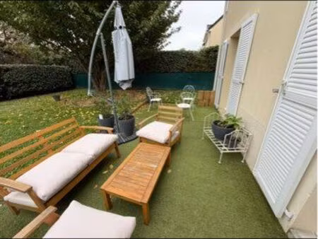 loue maison avec 3 chambres