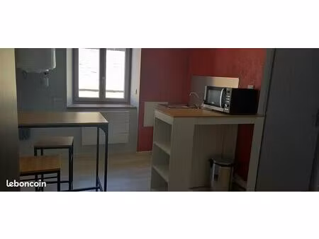 studio meublé neuf pour étudiant centre poligny