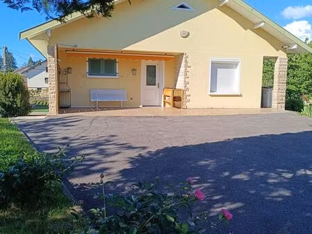 villa climatisée 6 pièces de 150 m² sur terrain
