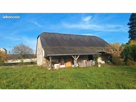 ancienne écurie 200 m2