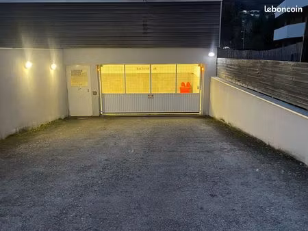 place de parking mécanisée