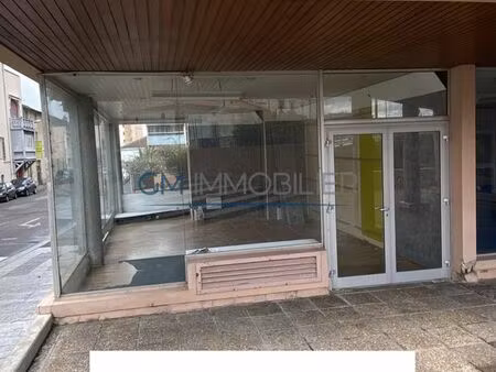 local commercial 60 m² dax