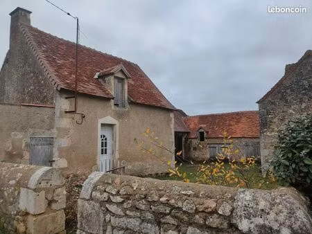 terrain avec grange et ancienne maison d'habitation