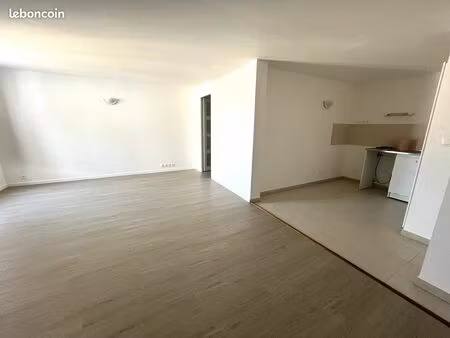 appartement f2 42m² centre-ville pithiviers