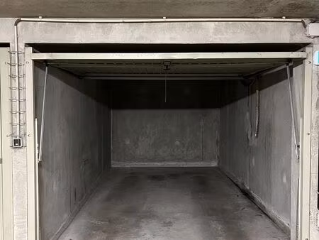 vente garage box fermé
