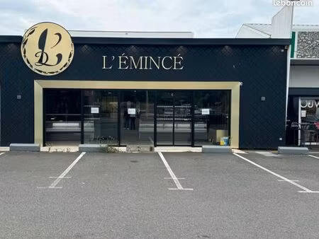 local commercial 150 m² avec vitrine – emplacement stratégique