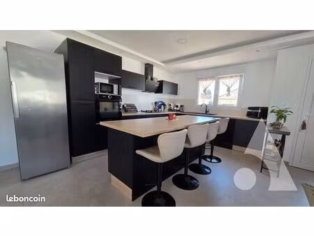 pavillon 5 pièces 104 m²