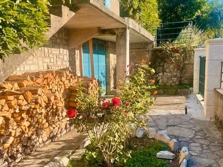 maison de ville a figeac (lot) avec jardin et garage  centre ville