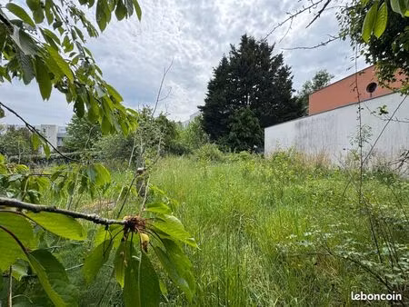 terrain saint herblain bourg