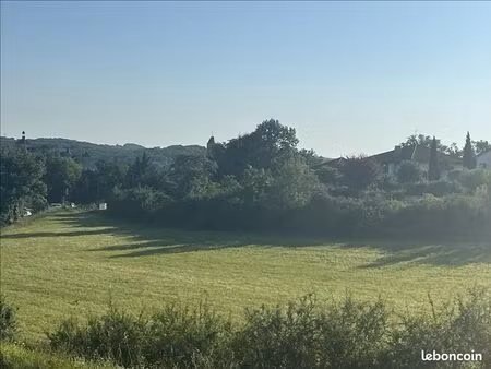 terrain 2 288 m² martel