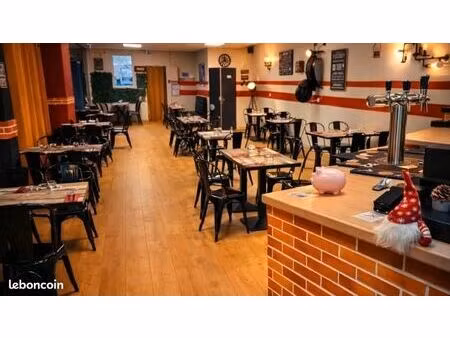 restaurant 275m2 avec parking et terrasse