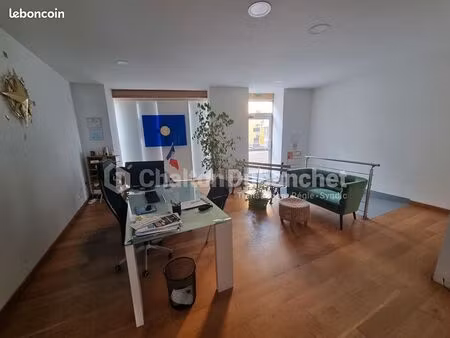 local commercial 71 m² roanne