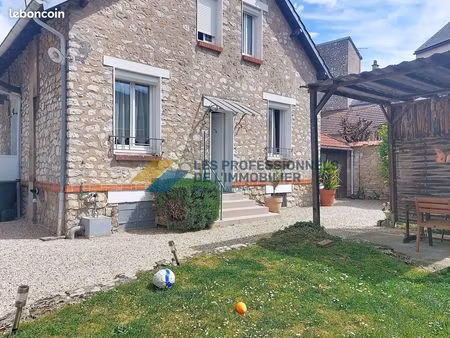 maison 5 pièces 109 m²