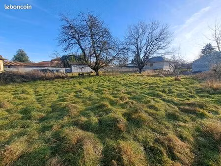 terrain 869 m² les abrets en dauphine