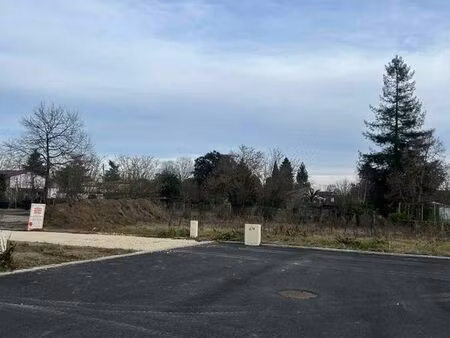 terrain 369 m² marmande