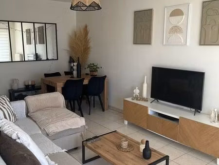 t2 44 m² + terrasse 10 m²  vue dégagée  lumineux – la buclée