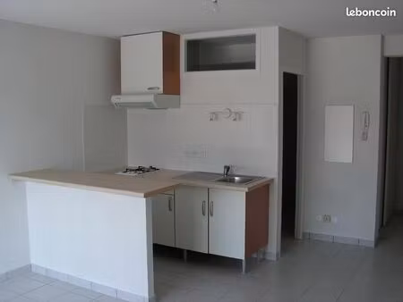 t1 non meublé 30m²