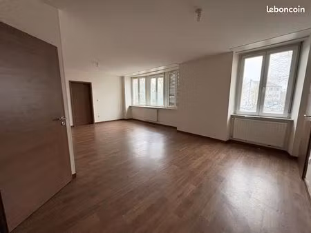 appartement 3 pièces 102 m²