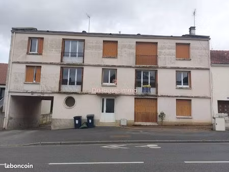 immeuble 15 pièces 317 m²