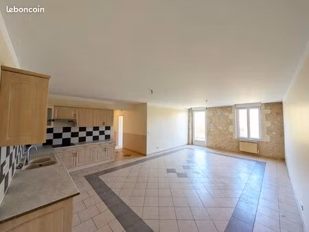 appartement 86 m²  grande terrasse en bord de baïse