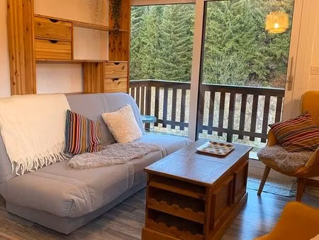 chaleureux t2 40 m2 meublé proche forêt et village