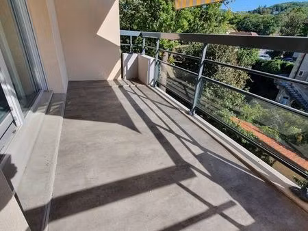 location appartement f2 de haut standing