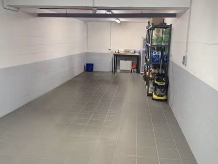 box garage