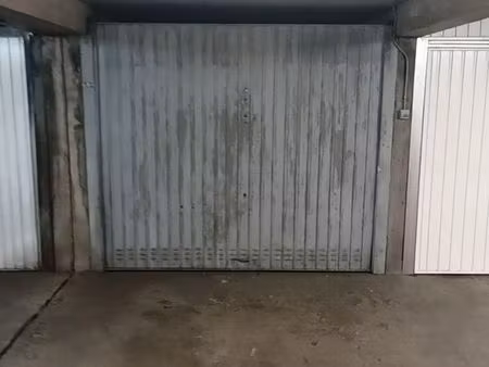 garage à louer à la cotonne