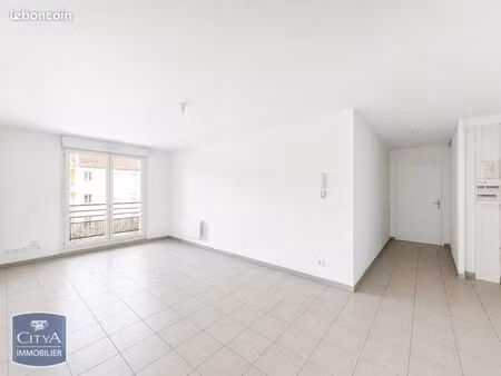 appartement 3 pièces 51 m²