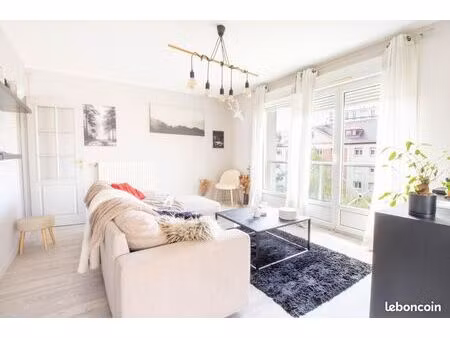 appartement 3 pièces 61 m²