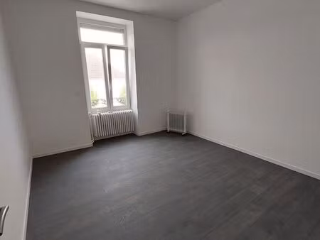 location local professionnel dole