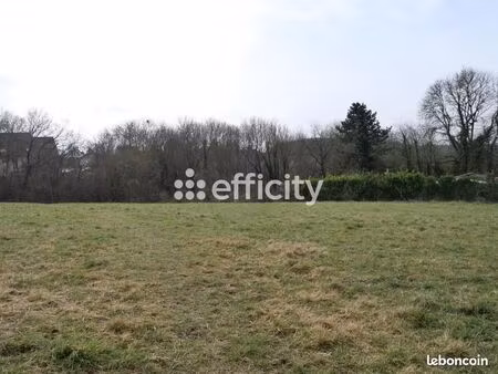 terrain 2 700 m² sainte genevieve