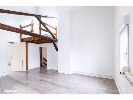 t3 bis 74 m² – dernier étage – lumineux – cachet ancien – secteur saint-jean