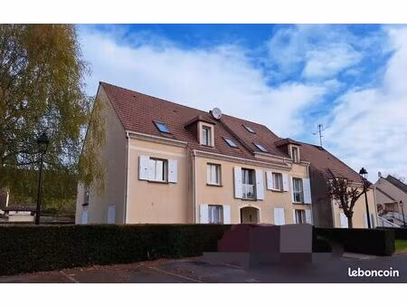 t2 neuilly sous clermont