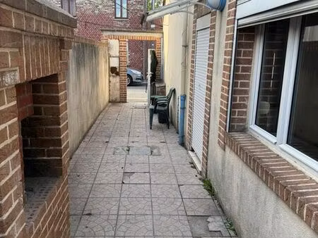 vends maison semi individuelle