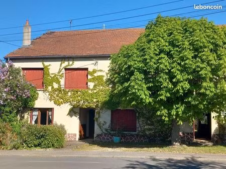maison de village 6 pièces 160 m²