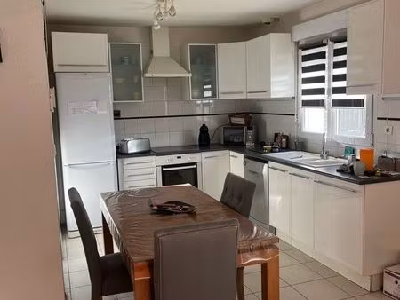 location maison 90m2