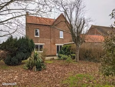 maison 7 pièces 1 269 m²