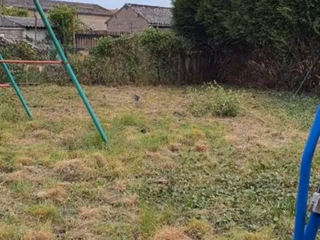 terrain 300 m2 clôturé