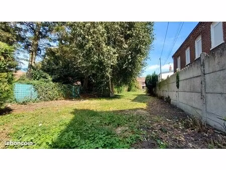 terrain constructible sainghin en weppes 267m2