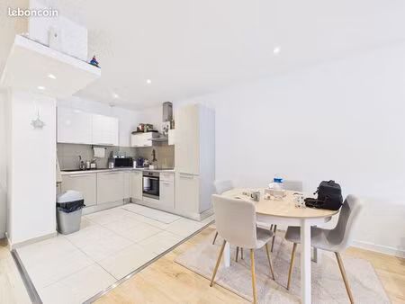 appartement 3 pièces 70 m²