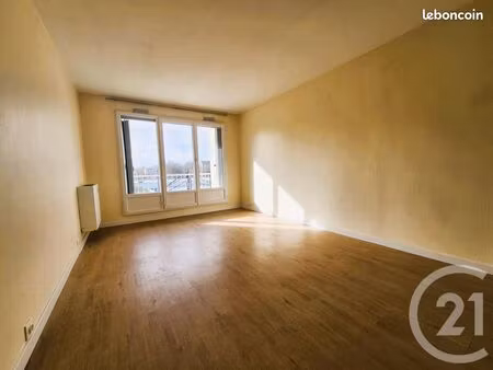 appartement 4 pièces 80 m²