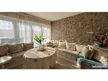 fleury les aubrais - appartement t3 avec balcon  parking et cave