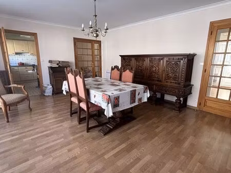 appartement 5 pièces 98 m²