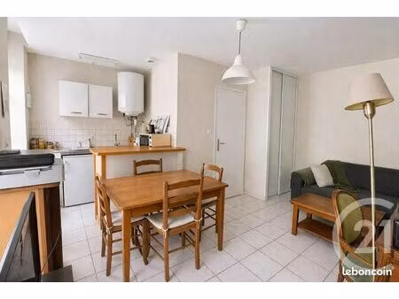 appartement 1 pièce 20 m²