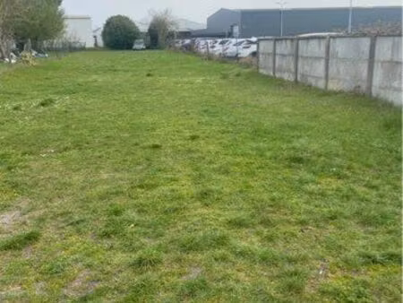 terrain industriel 996m2